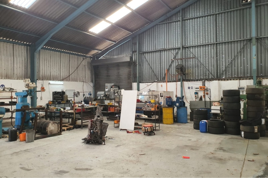 Commercial Property for Sale in Sidwell Eastern Cape